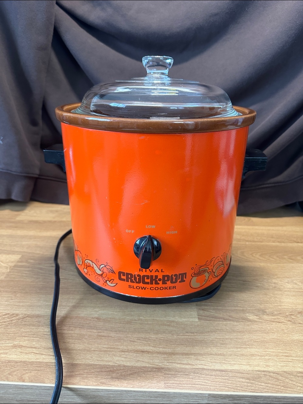 Vintage 1970s Rival Crock-Pot 3100/2 Orange 3.5 Qt Slow Cooker w/ Glass Lid